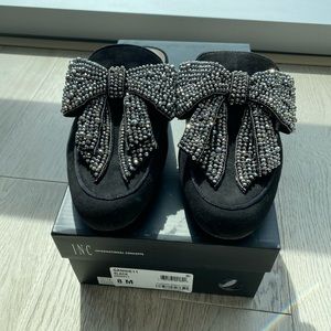 INC BLACK GANNIE 11 MULES